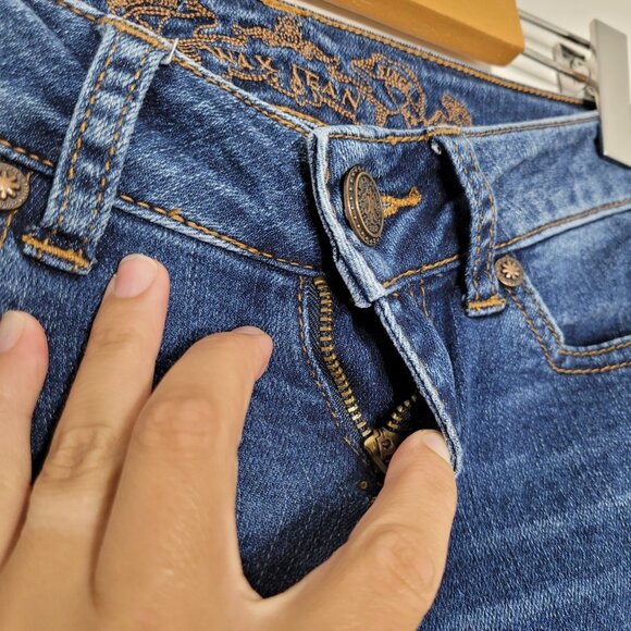 Wax Jean Mid Wash Sandblasted Whiskered Boot Cut Denim Jeans Stretch Size 0 - Picture 3 of 10